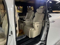Toyota Vellfire Crown Hybrid 2.5L Ink Gold Executive Edition - ფოტო 3