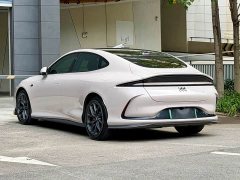 IM Motors Zhiji L6 Max Standard Edition - photo 6