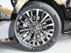 Toyota Vellfire Crown Hybrid 2.5L Ink Gold Executive Edition - фото 5