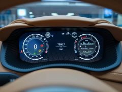 Aston Martin DBX 4.0T V8 - ფოტო 12