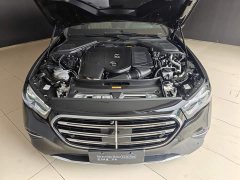 Mercedes-Benz E-Class E 300 L Luxury - photo 3