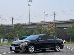 Volkswagen Passat Outstanding Edition 280TSI Business Version - photo 1