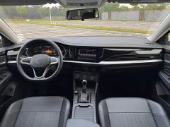 Volkswagen Passat Outstanding Edition 280TSI Business Version - photo 10