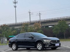 Volkswagen Passat Outstanding Edition 280TSI Business Version - photo 3