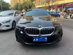BMW 5 Series 530Li xDrive M Sport Package - ფოტო 2