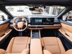Lexus ES 300h - ფოტო 13