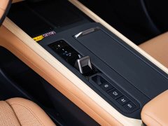 Lexus ES 300h - ფოტო 15