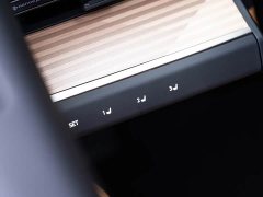 Lexus ES 300h - ფოტო 17