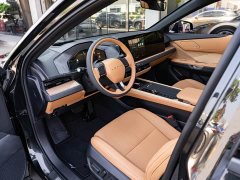 Lexus ES 300h - ფოტო 9
