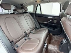 BMW X1 sDrive25Li Premier - ფოტო 10