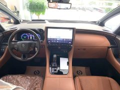 Toyota Vellfire Crown Hybrid 2.5L Ink Gold Executive Edition - фото 5