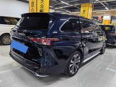 Toyota Grevias 2.5L Hybrid Premium VIP Edition - photo 16