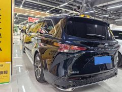 Toyota Grevias 2.5L Hybrid Premium VIP Edition - photo 17