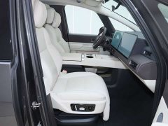 Li Auto Li Xiang MEGA Ultra - ფოტო 12