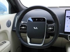 Li Auto L7 Max Smart Refresh Edition - ფოტო 19