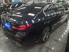 BMW 5 Series 530Li Premier Luxury Package - photo 3