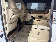 Toyota Vellfire Crown Hybrid 2.5L Graphite Gold Edition - photo 12