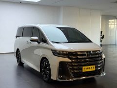 Toyota Vellfire Crown Hybrid 2.5L Graphite Gold Edition - photo 3