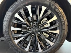 Toyota Vellfire Crown Hybrid 2.5L Graphite Gold Edition - photo 8