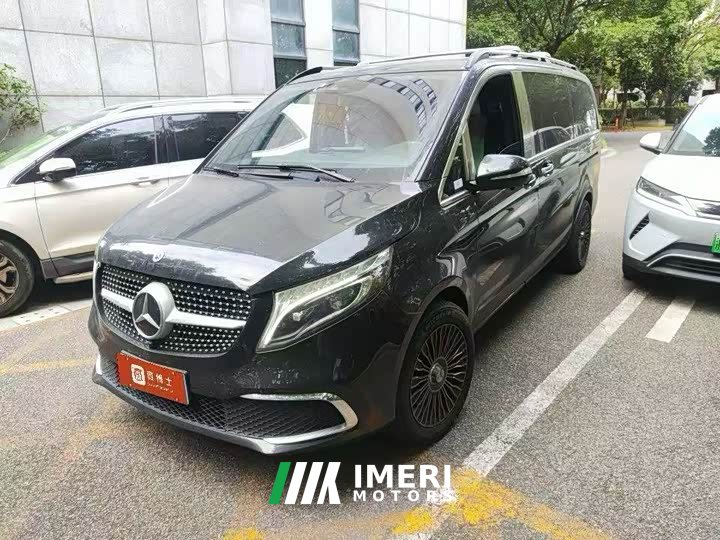 Mercedes-Benz V-Class V 260 Luxury Edition - автомобиль из Китая