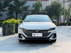 Volkswagen CC 380TSI Eye-Catching Edition - фото 2