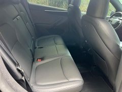 Tesla Model Y Rear-Wheel Drive - ფოტო 11