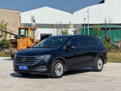 Volkswagen Viloran 330TSI Business Edition - photo 1