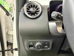 Mercedes-Benz GLB 200 Dynamic - ფოტო 14