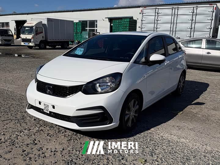 Honda Fit 1.5L CVT Trendy Sunroof Edition
