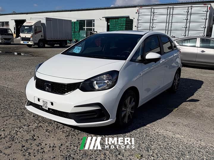 Honda Fit 1.5L CVT Trendy Sunroof Edition - car from China