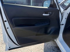Honda Fit 1.5L CVT Trendy Sunroof Edition - photo 5