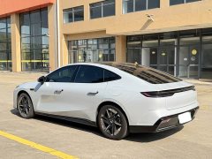 Geely Galaxy E8 550km Rear-Wheel Drive Longteng Edition - photo 7