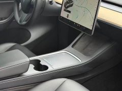Tesla Model Y Standard Range RWD - фото 8