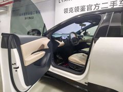Lynk & Co 20 530km Rear-wheel Drive Max - фото 16