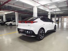 Lynk & Co 20 530km Rear-wheel Drive Max - фото 4