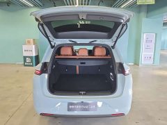 Li Auto L6 Max Smart Refresh Edition - ფოტო 10