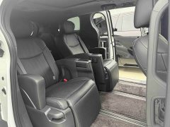 Toyota Sienna 2.5L Hybrid Platinum Edition - фото 20