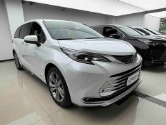 Toyota Sienna 2.5L Hybrid Platinum Edition - фото 3