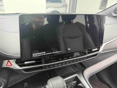 Toyota Sienna 2.5L Hybrid Platinum Edition - фото 9