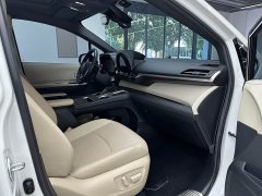 Toyota Grevias 2.5L Hybrid Premium Plus Edition - photo 13
