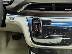 Buick GL8 Land Business Class 652T Luxury - photo 13