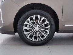 Buick GL8 Land Business Class 652T Luxury - photo 17
