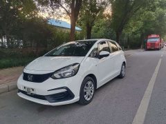 Honda Fit 1.5L CVT Trend Edition - фото 1