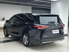 Toyota Sienna 2.5L Hybrid AWD Premium - photo 20