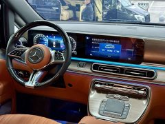 Mercedes-Benz Vito 2.0T Business Edition 7-Seater - фото 16