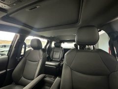 Toyota Sienna 2.5L Hybrid AWD Premium - photo 9