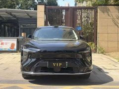 IM Motors Zhiji LS6 Pure Electric Max - photo 2