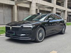 Voyah Lantu Zhaohui L Four-Wheel Drive Ultra - фото 1