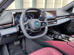BMW i5 eDrive 35L Luxury Package - ფოტო 8