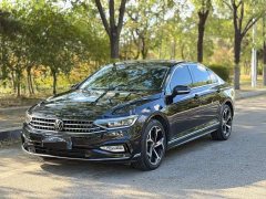 Volkswagen Magotan 2 Million Units Commemorative Edition 330TSI DSG Luxury - фото 1